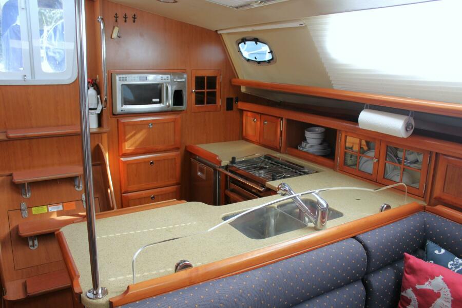 2009 Hunter Deck Salon