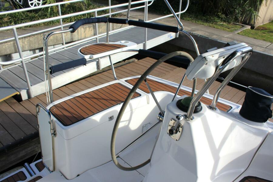 2009 Hunter Deck Salon