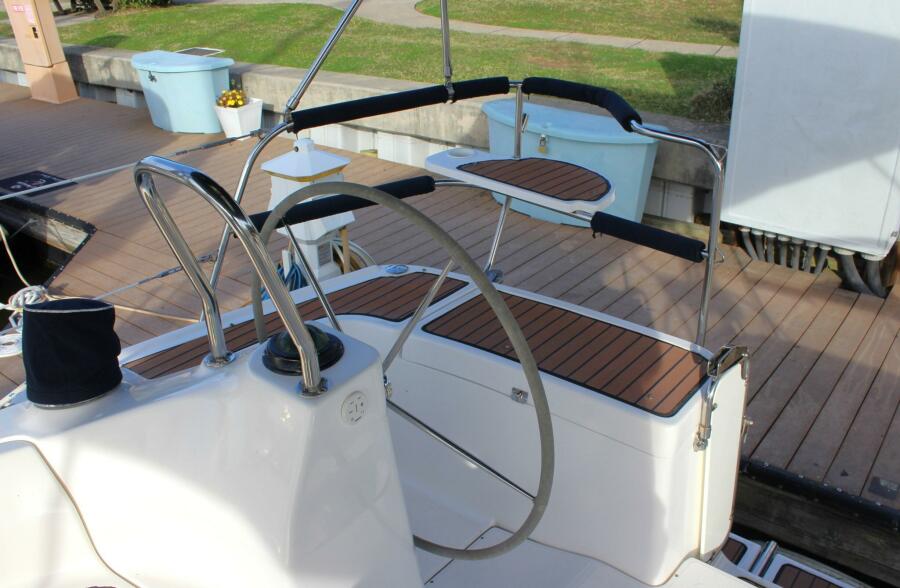 2009 Hunter Deck Salon