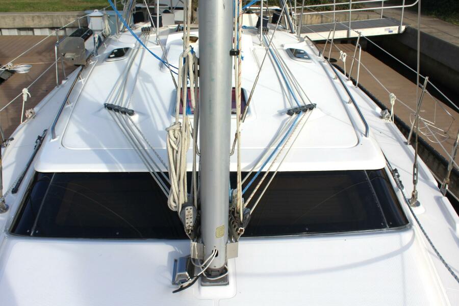 2009 Hunter Deck Salon