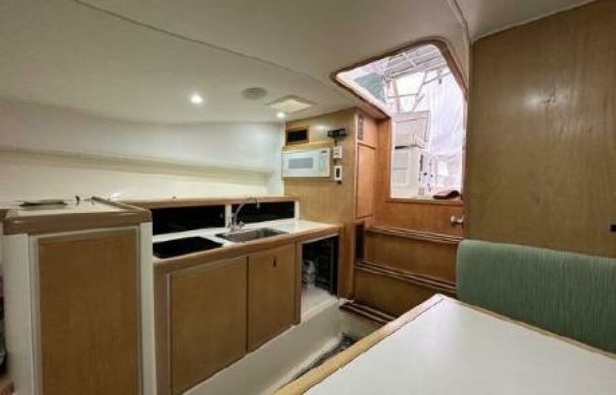 Seativa 30ft Bertram Yacht For Sale