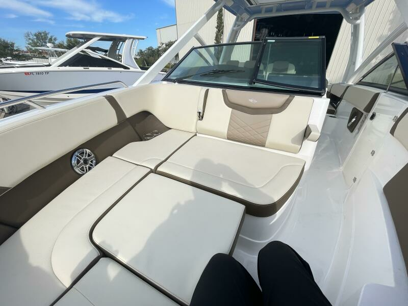 2023 Chaparral 280 OSX