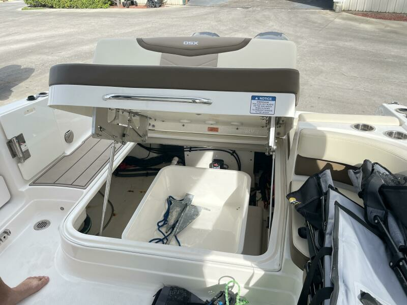 2023 Chaparral 280 OSX