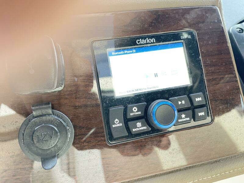 2023 Chaparral 280 OSX