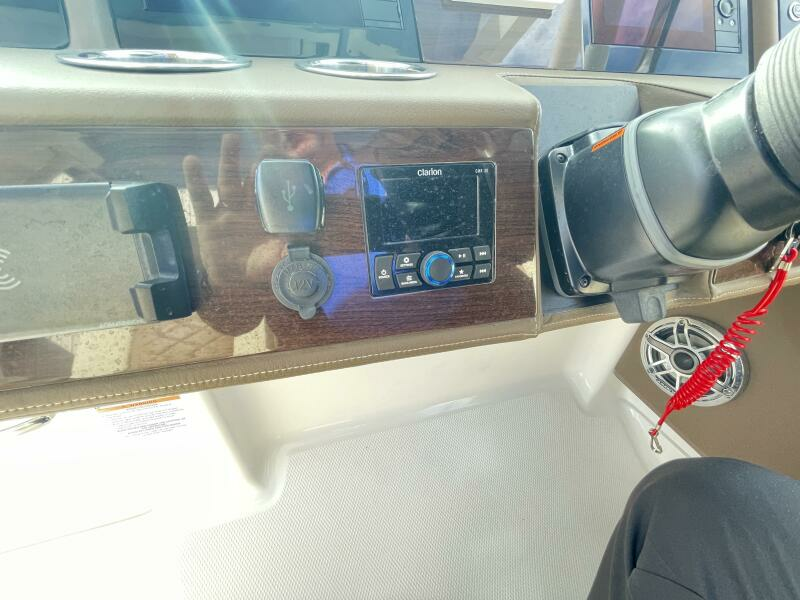 2023 Chaparral 280 OSX