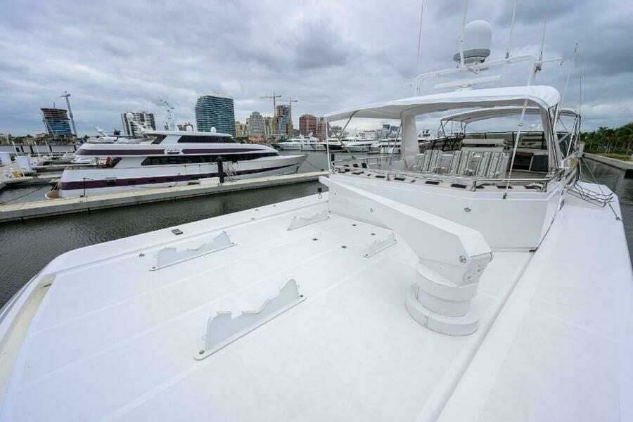 Flybridge Deck Flybridge Deck