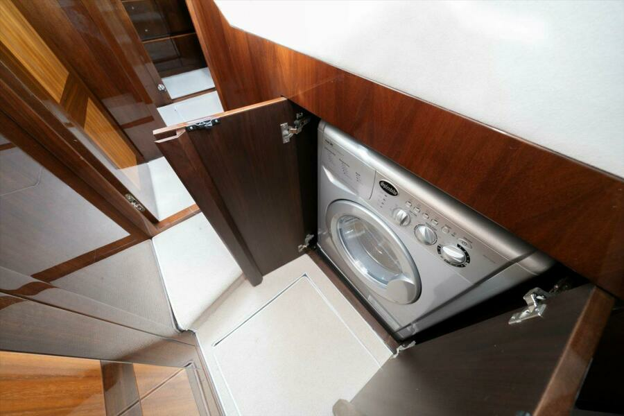 SEA SUITE II 55ft Galeon Yacht For Sale