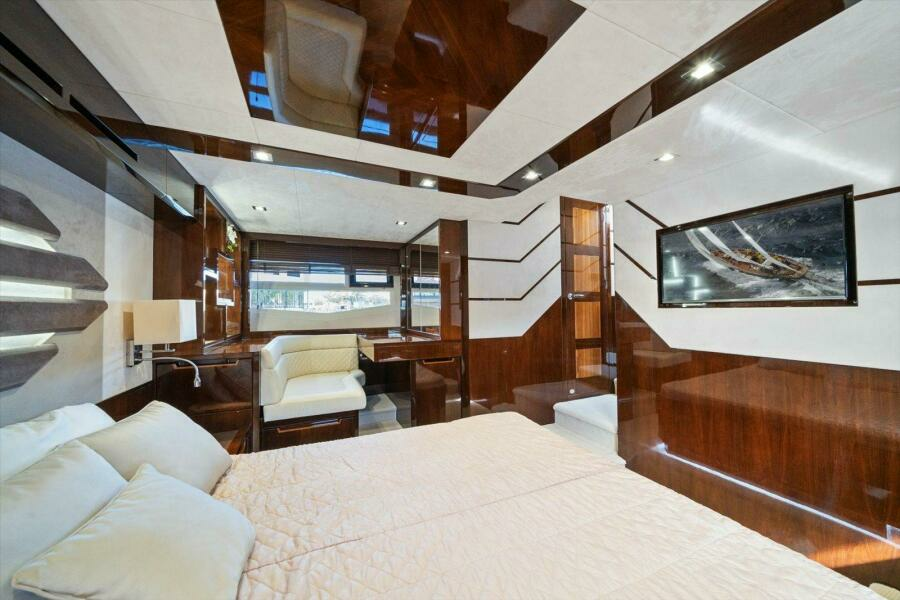 SEA SUITE II 55ft Galeon Yacht For Sale