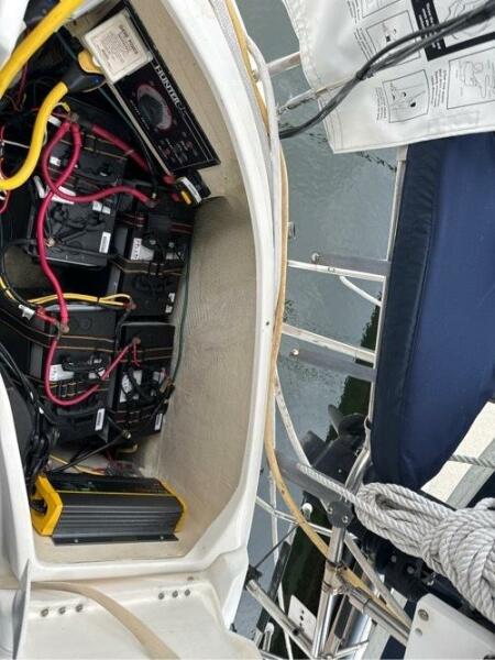 41' Hunter starboard battery locker 