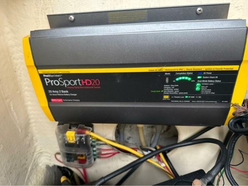 41' Hunter Power bank
