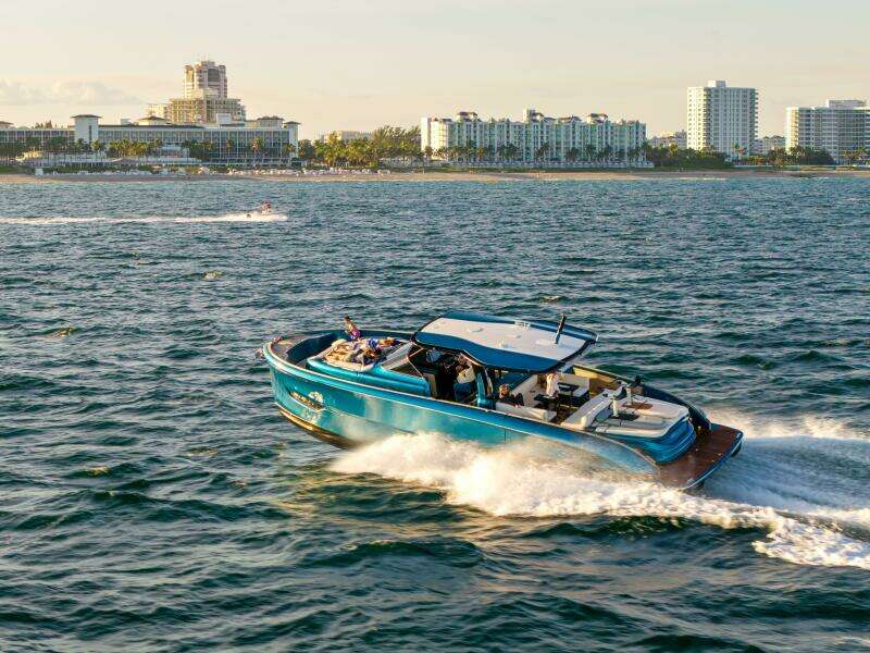 53ft Solaris Yacht For Sale