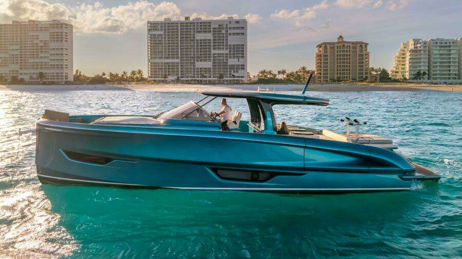 53ft Solaris Yacht For Sale