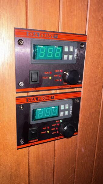 Int_Galley_Refrigeration_Freezer_Controls