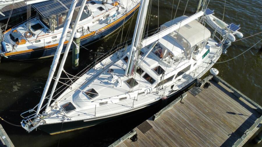 Ext_Top_Deck_View