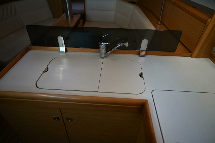 2010 Jeanneau Sun Odyssey 36i