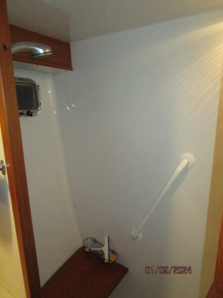 56' DeFever mid guest stateroom shower