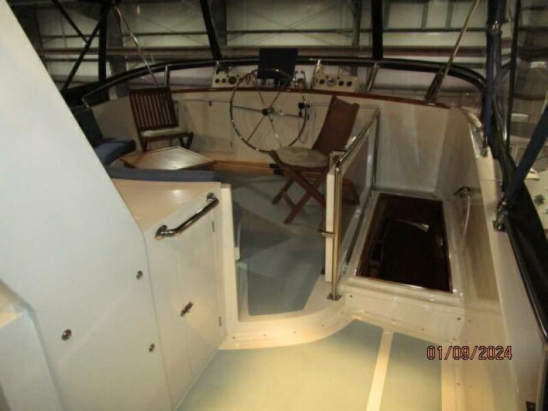 56' DeFever flybridge forward