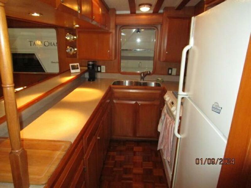 56' DeFever galley3