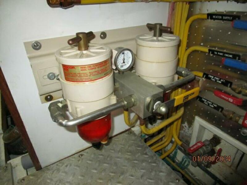56' DeFever port Racor fuel filters