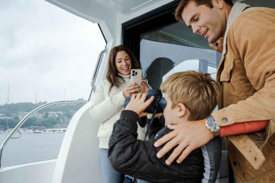 2027 Beneteau Antares 12 Fly