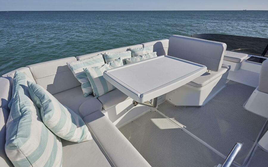 2027 Beneteau Antares 12 Fly