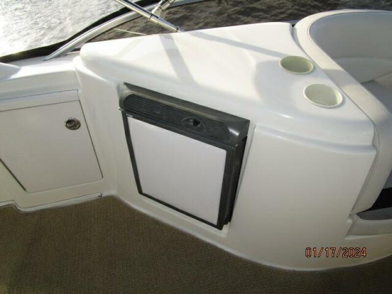 40' Meridian flybridge refrigerator-freezer