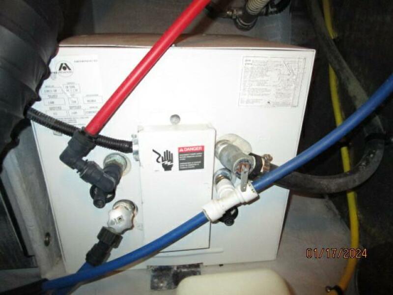 40' Meridian water heater