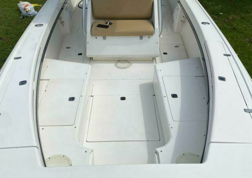 28ft Intrepid Yacht For Sale
