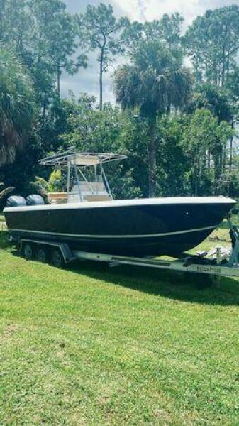 28ft Intrepid Yacht For Sale