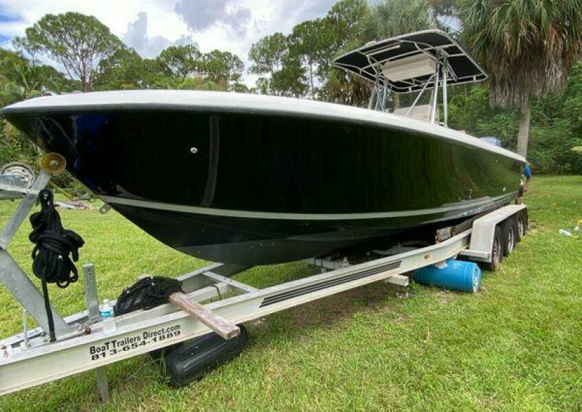 28ft Intrepid Yacht For Sale