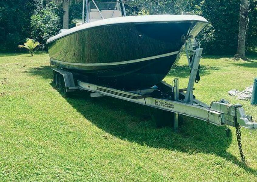 28ft Intrepid Yacht For Sale