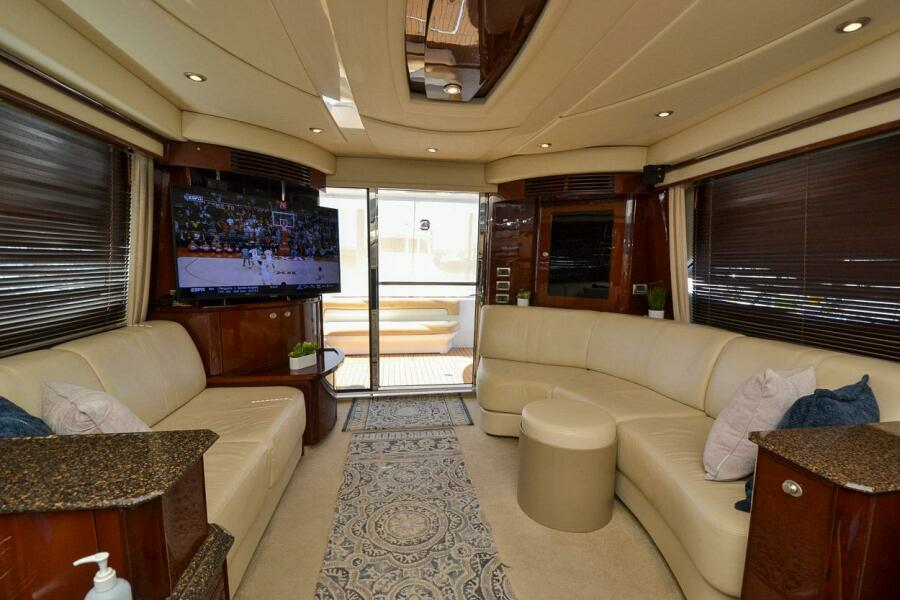 2007 Sea Ray 52 Sedan Bridge