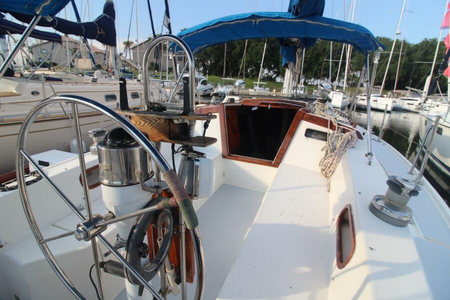 1987 Catalina 34