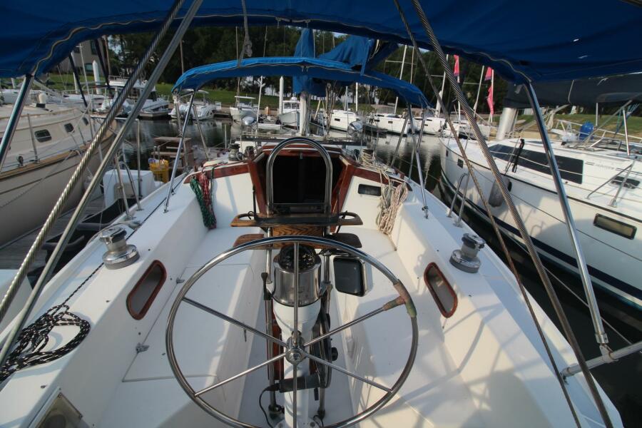 1987 Catalina 34