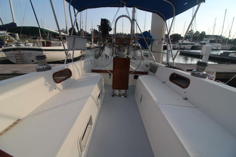 1987 Catalina 34
