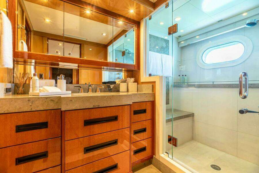 IMPROMPTU 164ft Trinity Yachts Yacht For Sale