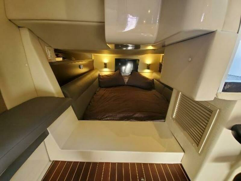 40ft Cobalt Yacht For Sale