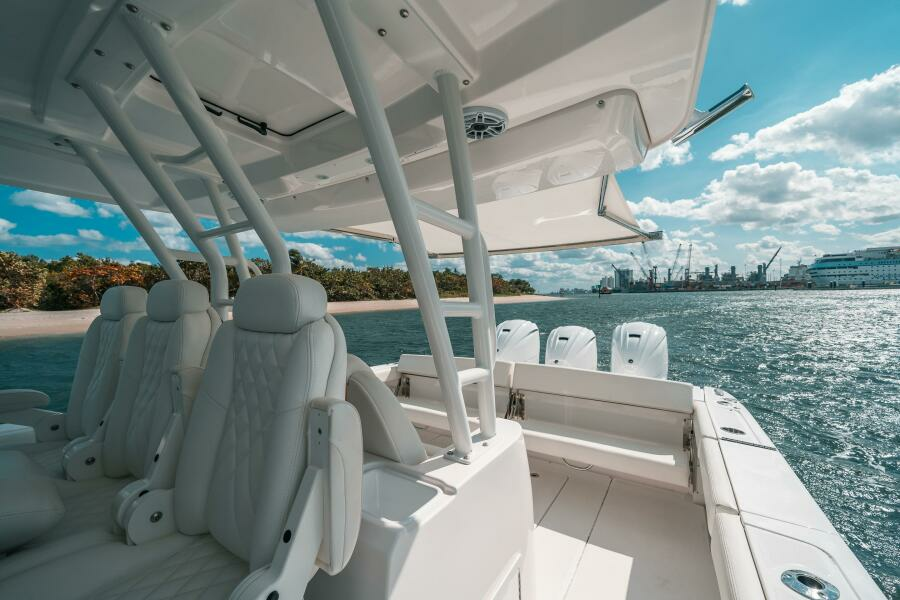 Island Girl 39ft Everglades Yacht For Sale