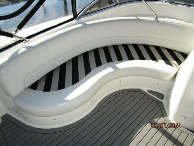41' Meridian flybridge port forward seating