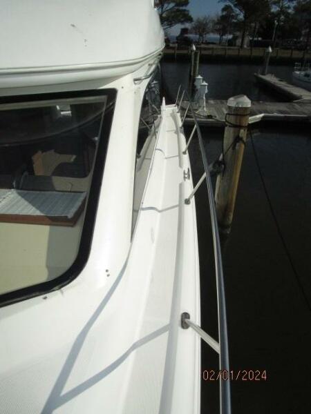 41' Meridian port side deck2