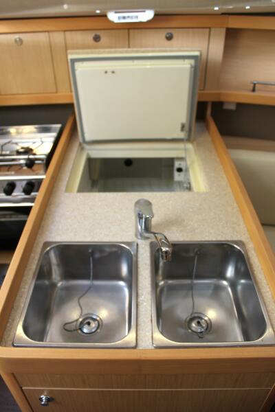 2016 Beneteau Oceanis 31