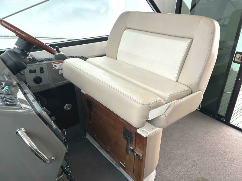 Helm Station seating