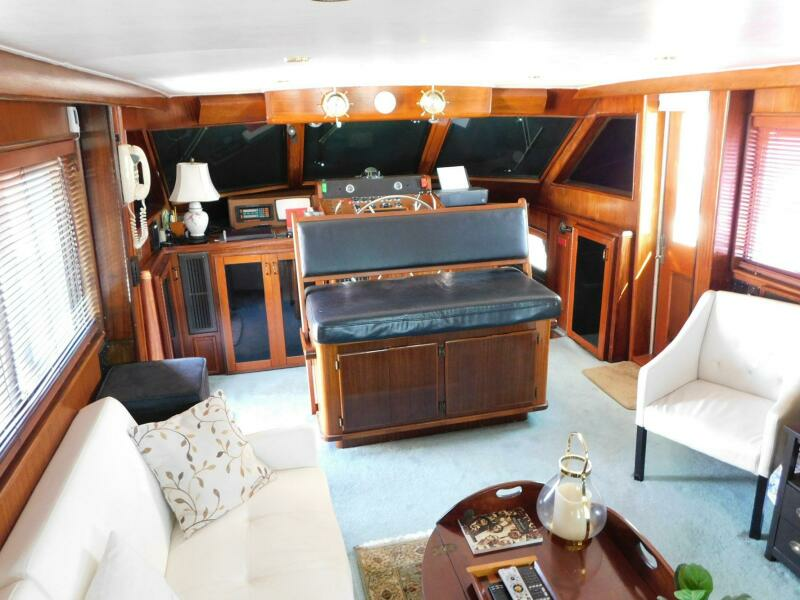 Mimi s Folly 53ft Hatteras Yacht For Sale