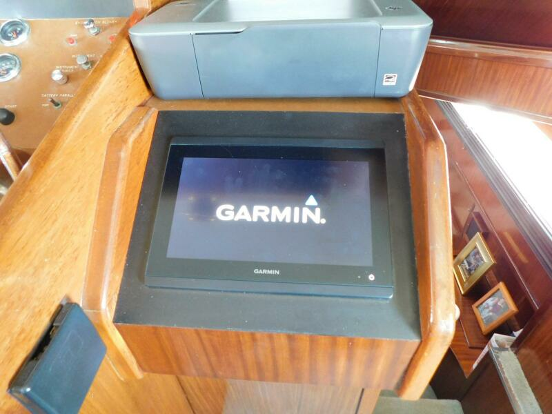 Mimi s Folly 53ft Hatteras Yacht For Sale