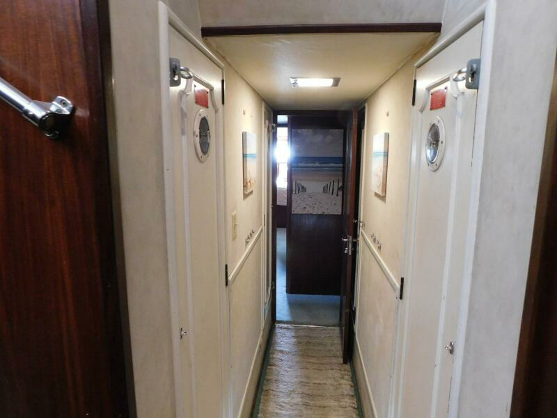 Mimi s Folly 53ft Hatteras Yacht For Sale
