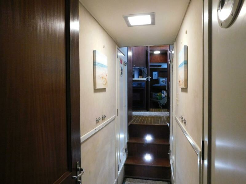 Mimi s Folly 53ft Hatteras Yacht For Sale