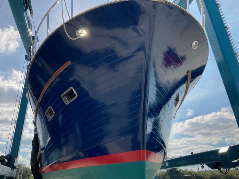 1987 Marine Trader Wide Body