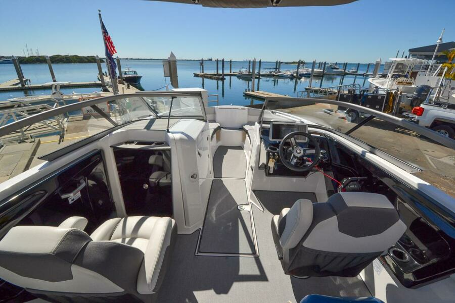 2021 Yamaha Boats 250 AR