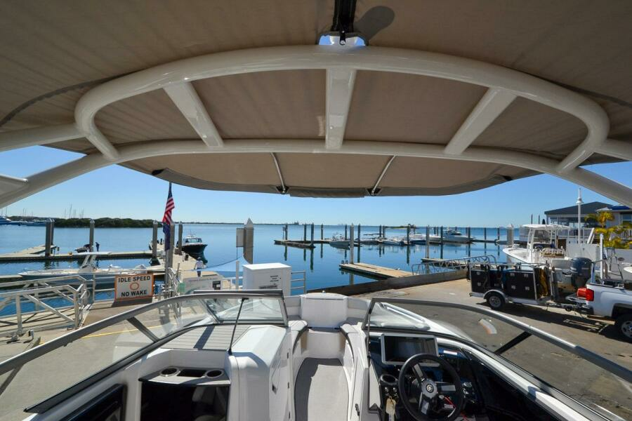 2021 Yamaha Boats 250 AR