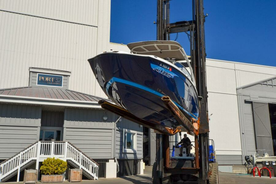 2021 Yamaha Boats 250 AR